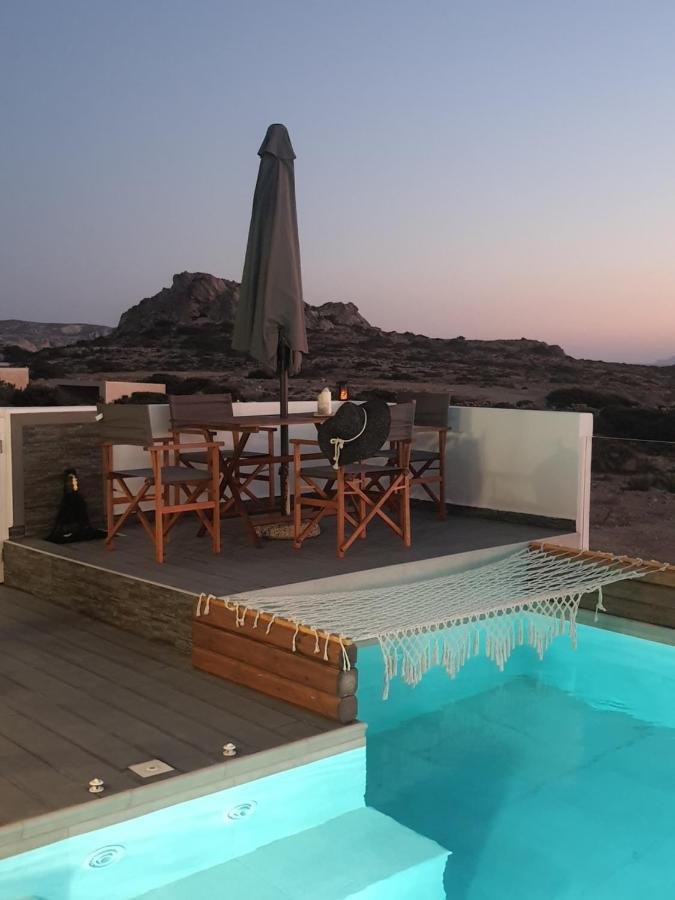 Tramonto Luxury Villa No2 - Breathtaking Sunset View Foiníkion Exterior photo